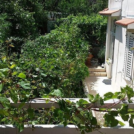 Apartments Lima Lazaneo Jelsa  Εξωτερικό φωτογραφία